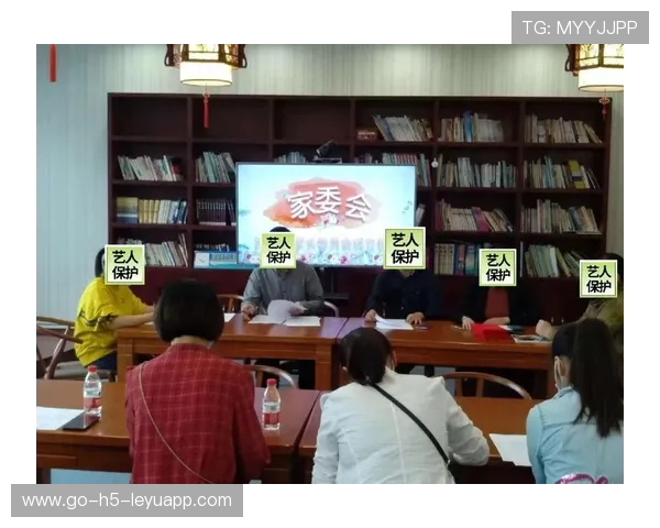 1000元套餐成新生入学“标配”,家长质疑收费合理性 1000元套餐成新生入学“标配”,家长质疑收费合理性