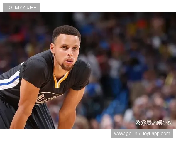 勇士外线再度爆发，库里手感火热，勇士为库里创的是什么战术