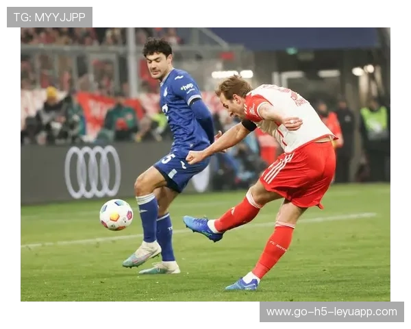 拜仁内部疲劳显现赛程密集导致发挥起伏，拜仁全场