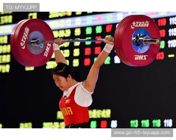 世界举重锦标赛颁奖礼现场直播效果佳，世界举重锦标赛冠军有多少奖金